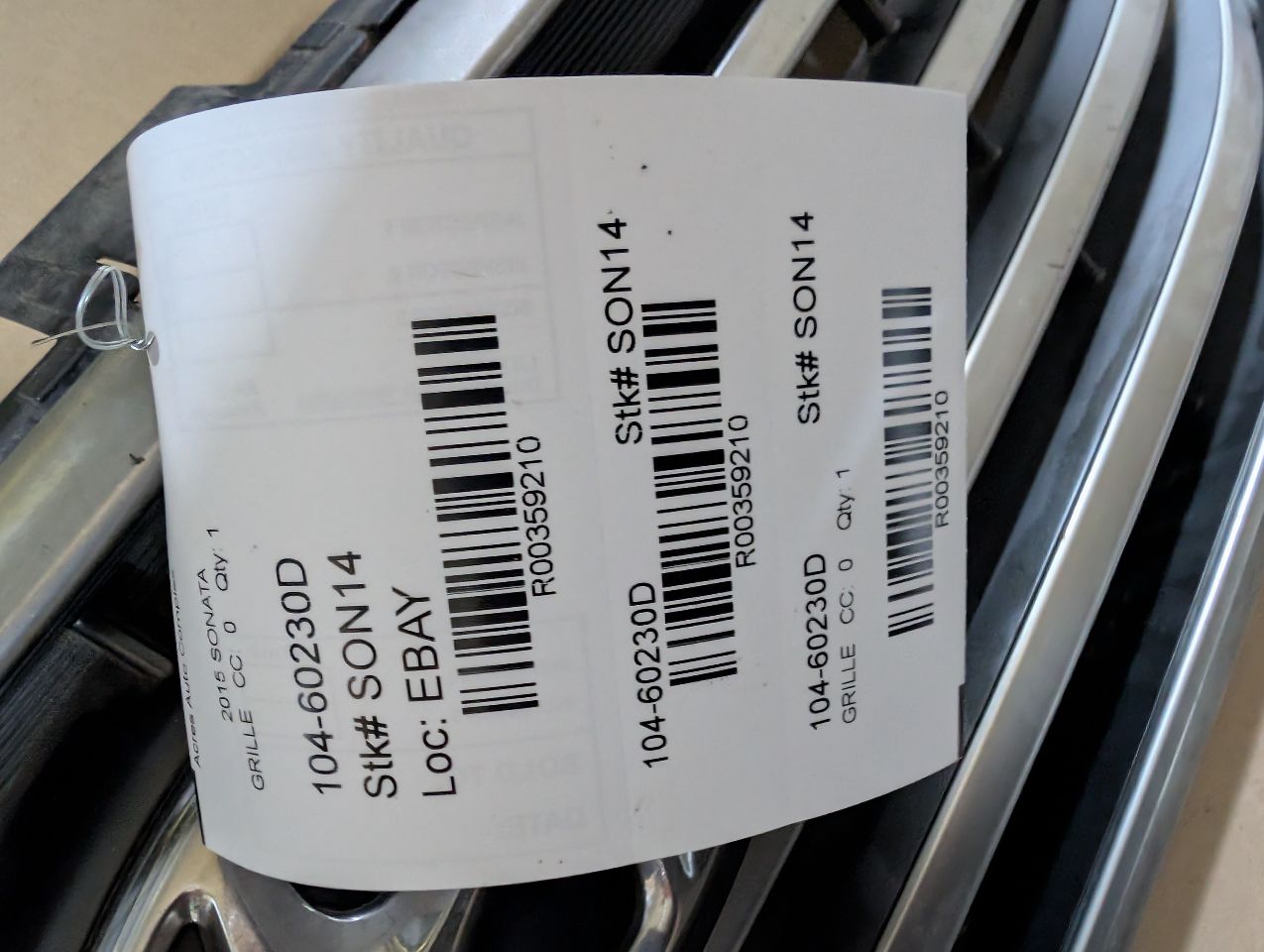 2015 HYUNDAI SONATA GRILLE - 359210 — photo 1