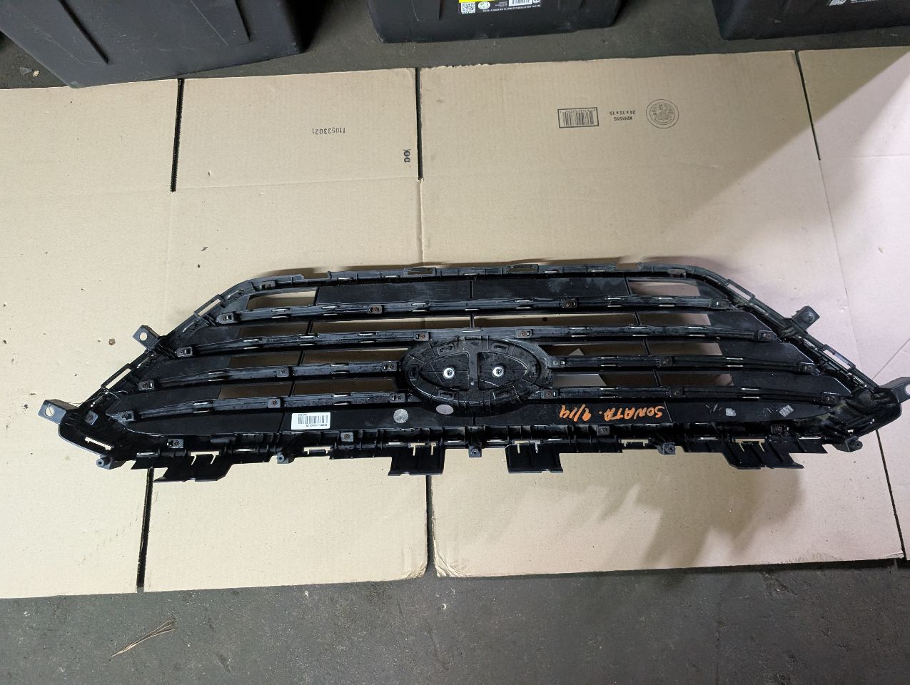2015 HYUNDAI SONATA GRILLE - 359210 — photo 3