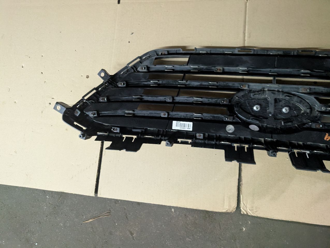 2015 HYUNDAI SONATA GRILLE - 359210 — photo 5