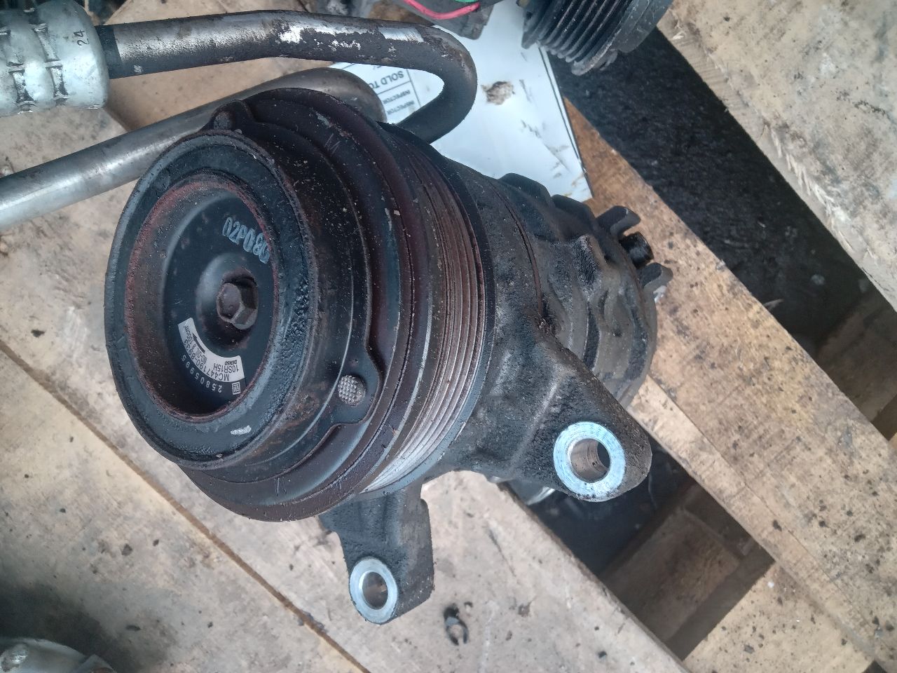 2012 CADILLAC CTS 6cyl Gasoline 3.0 Dohc AC COMPRESSOR - 359502 — photo 2