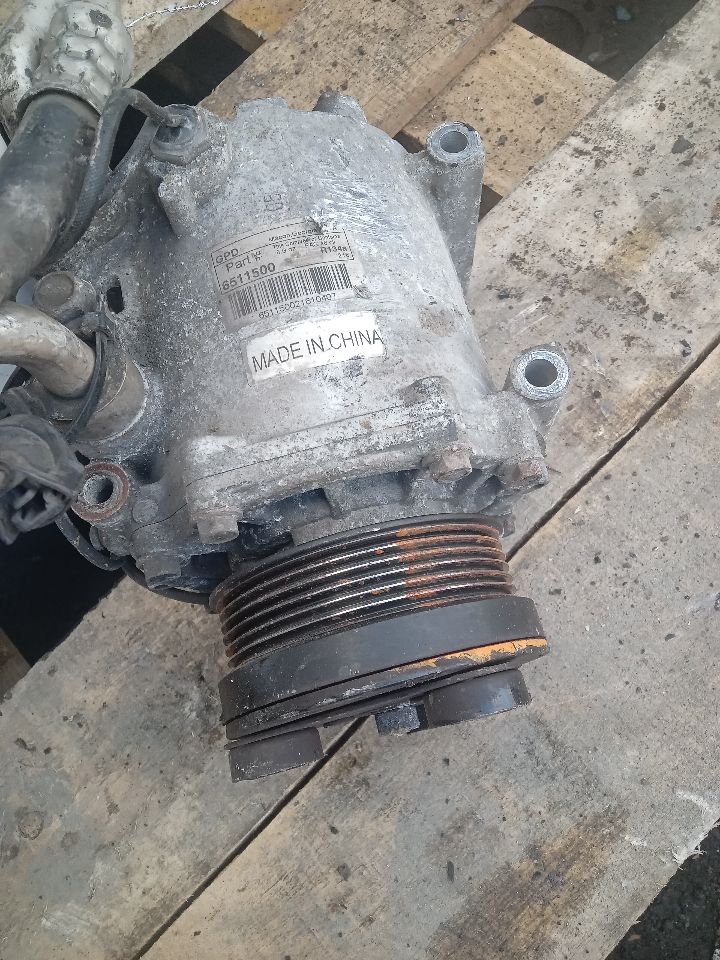 2007 MITSUBISHI ECLIPSE 4cyl Gasoline 2.4 AC COMPRESSOR - 359689 — photo 1