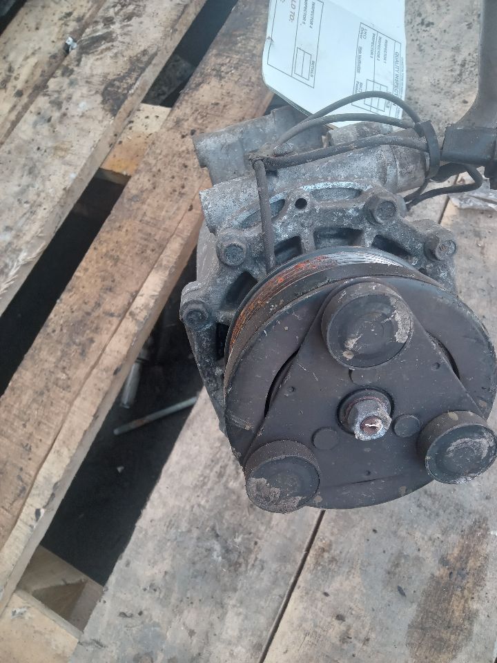 2007 MITSUBISHI ECLIPSE 4cyl Gasoline 2.4 AC COMPRESSOR - 359689 — photo 2
