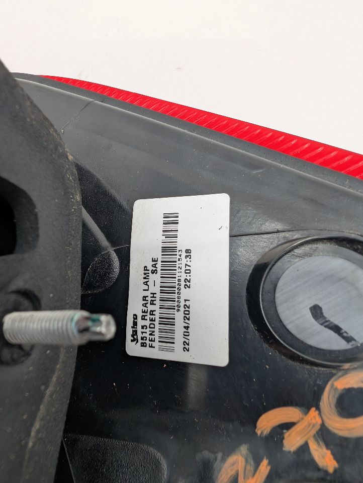 2021 FORD ECOSPORT 2.0L 4cyl Gasoline VVT Right TAIL LAMP - 359721 — photo 4