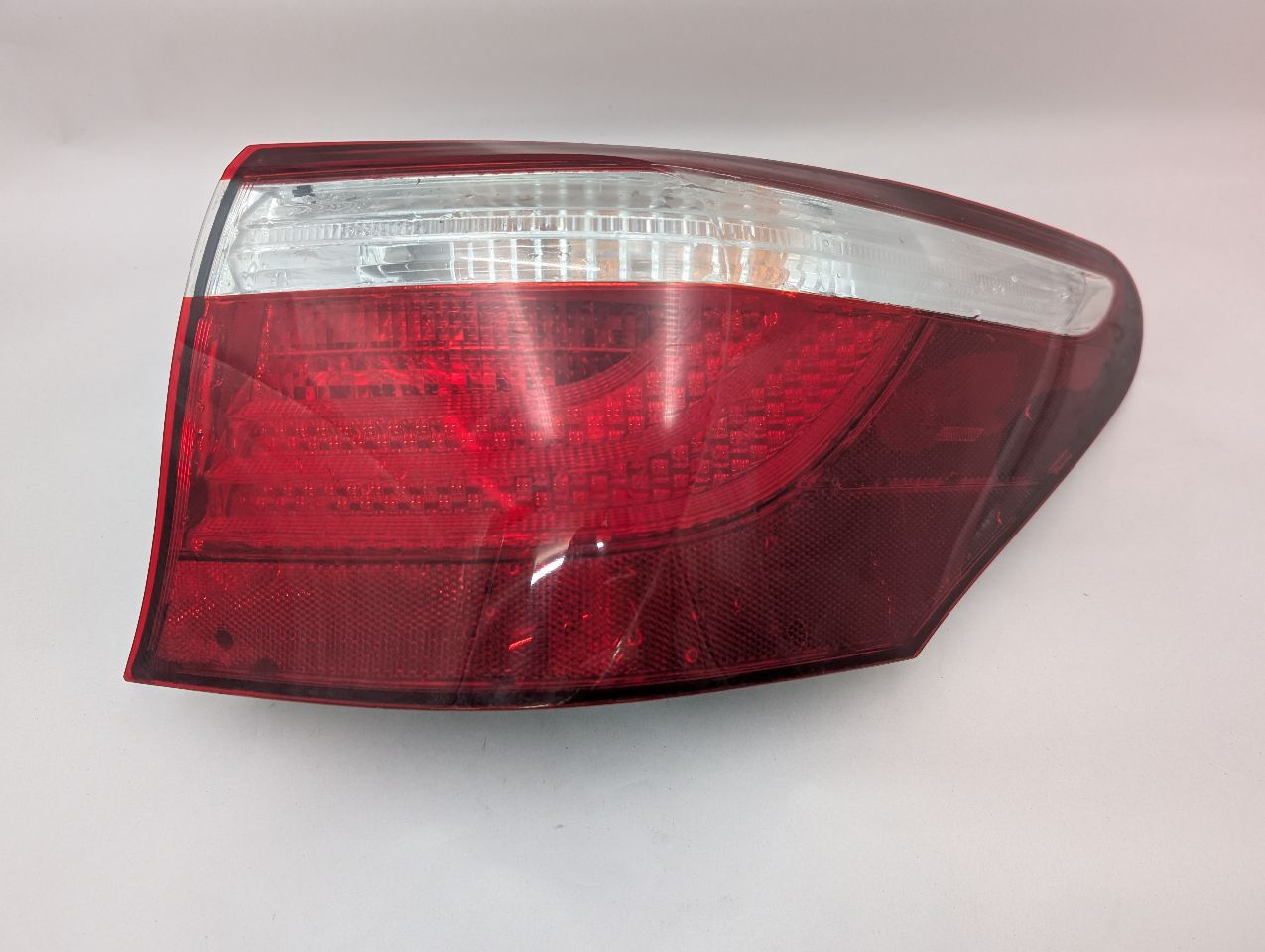 2008 LEXUS LS460 8cyl Gasoline 4.6 Right TAIL LAMP - 359729