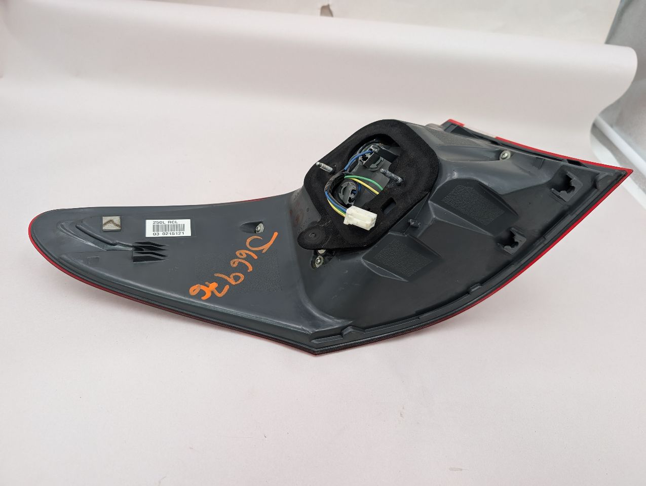 2008 LEXUS LS460 8cyl Gasoline 4.6 Right TAIL LAMP - 359729 — photo 6