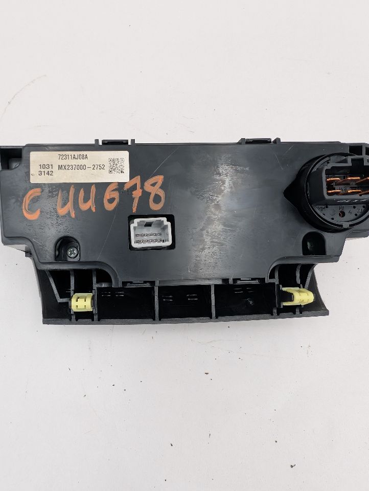 2011 SUBARU LEGACY 4cyl Gasoline 2.5 TEMP CONTROL - 360035 — photo 4