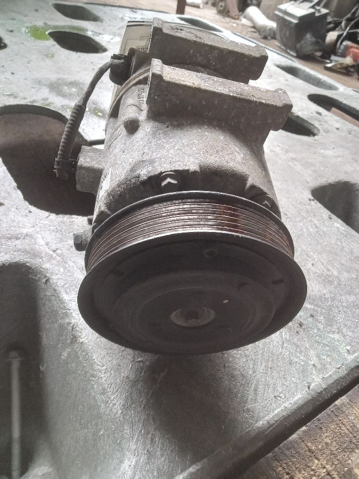 2013 KIA OPTIMA 4cyl Gasoline 2.4 AC COMPRESSOR - 360563 — photo 2