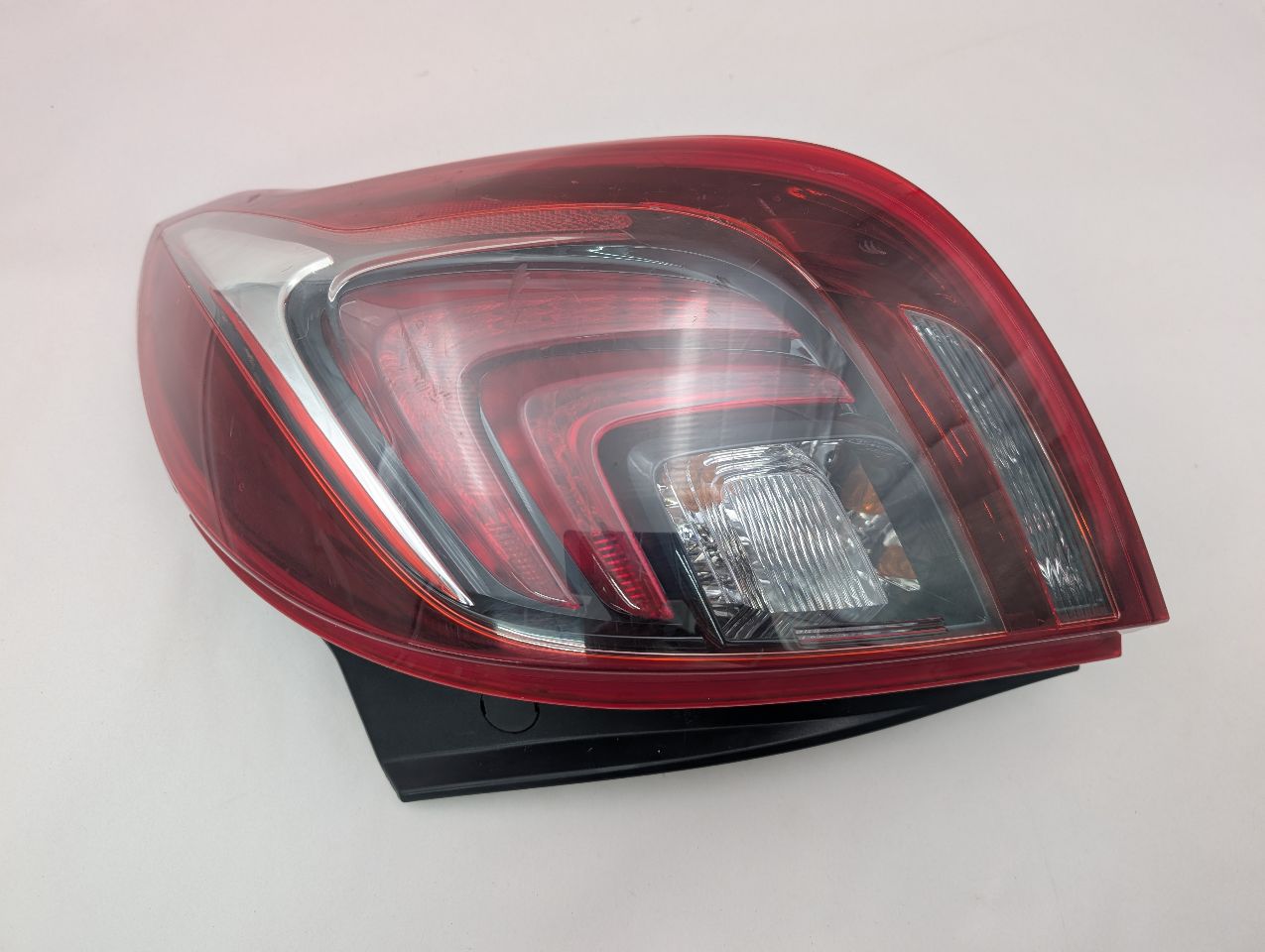 2018 BUICK ENCORE 1.4L 4cyl Turbo Gasoline Right TAIL LAMP - 360818