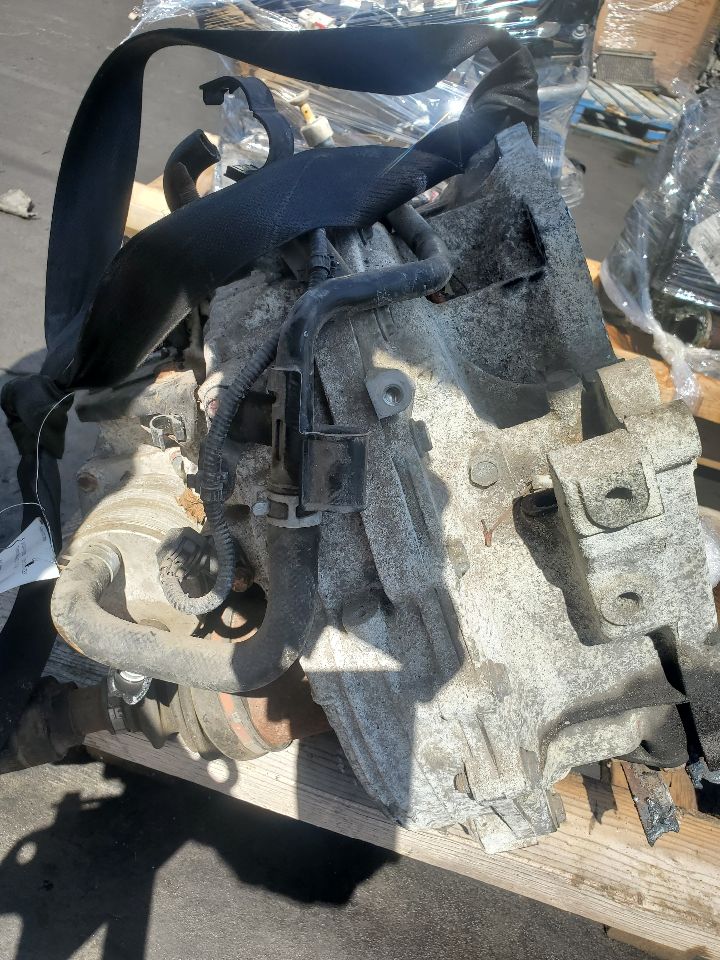 2015 MITSUBISHI OUTLANDER 6cyl Gasoline 3.0 SULEV Transmiss,Transaxle - 361063 — photo 3