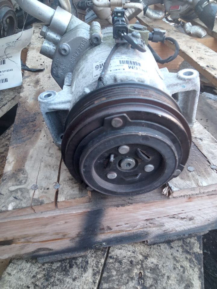 2015 BUICK VERANO 4Cyl Gas Flex Fuel 2.4 AC COMPRESSOR - 361134 — photo 2