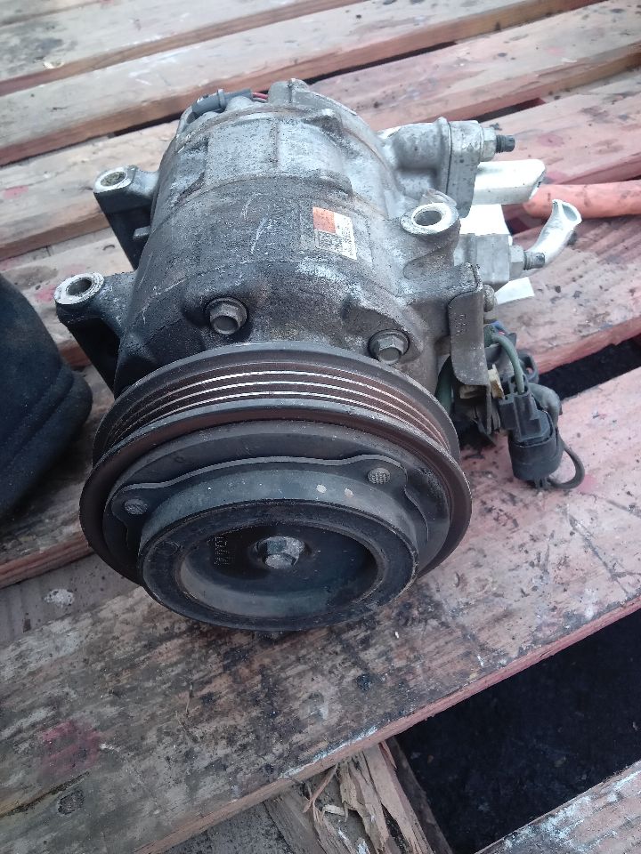 2017 FORD FOCUS 2.0L 4cyl Gasoline VVT AC COMPRESSOR - 361174 — photo 2