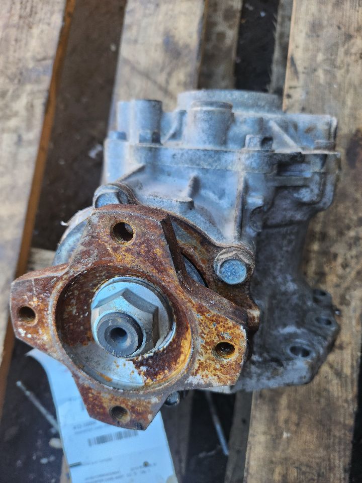 2019 NISSAN ROGUE SPORT 2.0L 4cyl Gasoline VVT TRANSFER CASE ASSY - 361426