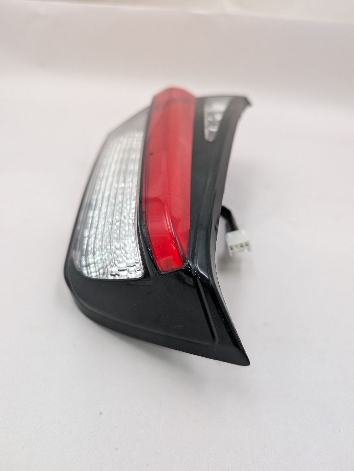 2023 MITSUBISHI OUTLANDER SPORT 2.0L 4cyl Gasoline Left TAIL LAMP - 361490 — photo 2