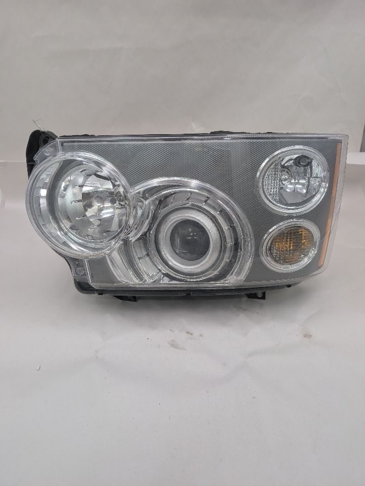 2008 LAND ROVER RANGE ROVER 8cyl Gasoline 4.4 Right HEADLAMP ASSEMBLY - 361565