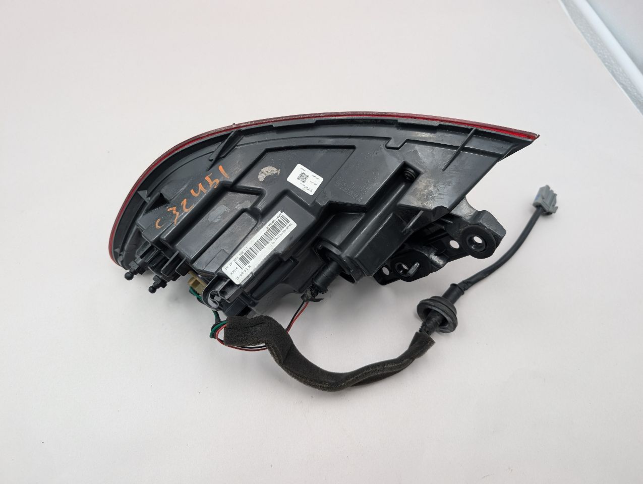 2015 CHRYSLER 200 4cyl Gasoline 2.4 Left TAIL LAMP - 362321 — photo 1