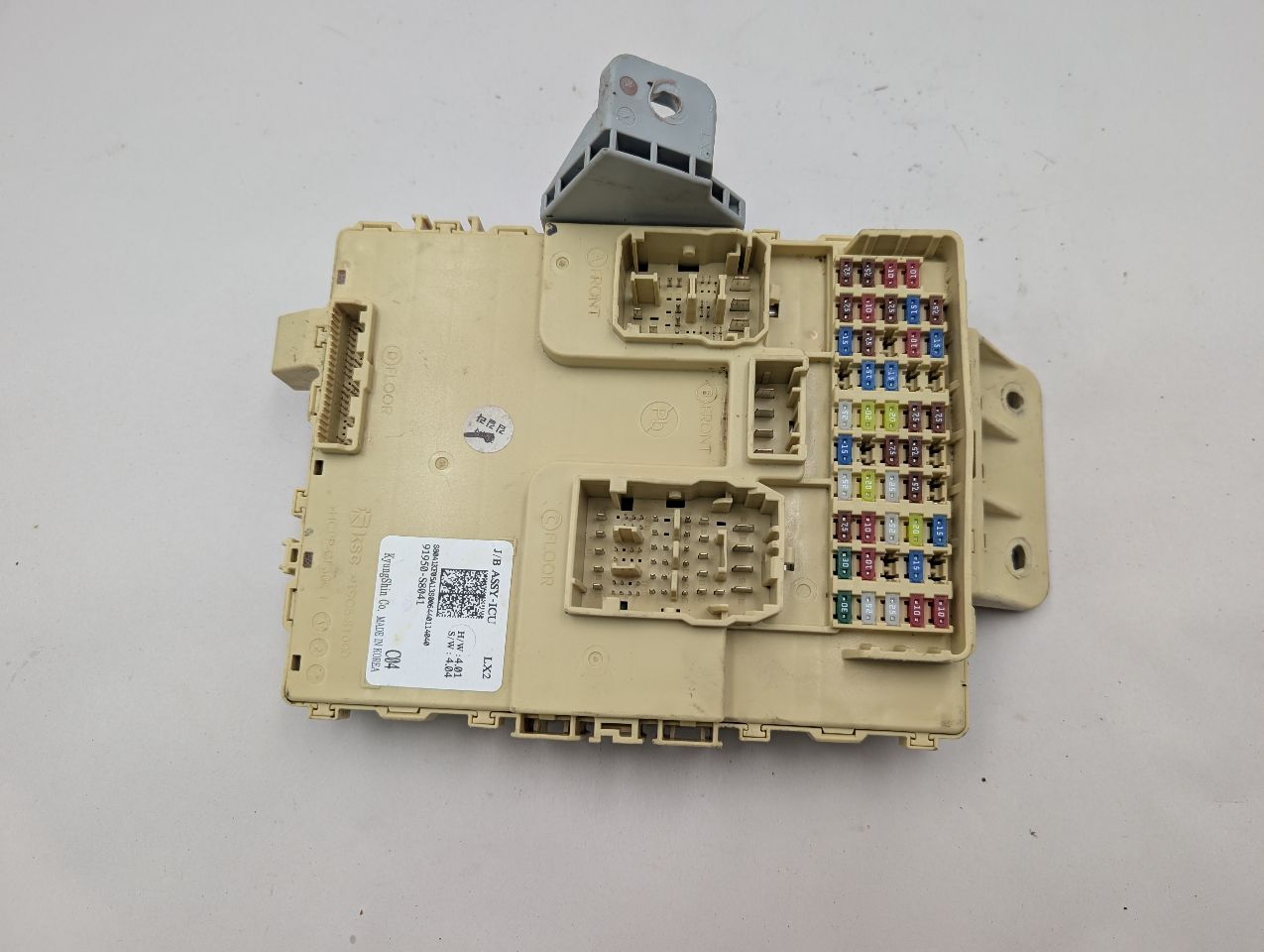 2020 HYUNDAI PALISADE 3.8L 6cyl Gasoline VVT Fuse Box, Cabin - 362322 — photo 1
