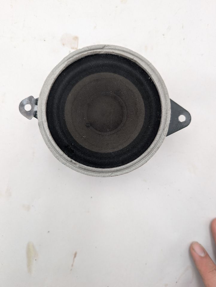 2013 NISSAN ROGUE 4cyl Gasoline 2.5 DOHC Speaker - 362328