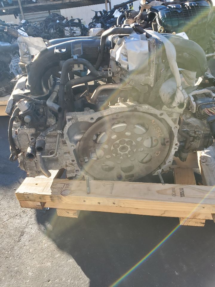 2011 SUBARU FORESTER 4cyl Gasoline 2.5 PZEV ENGINE ASSEMBLY - 362672 — photo 3