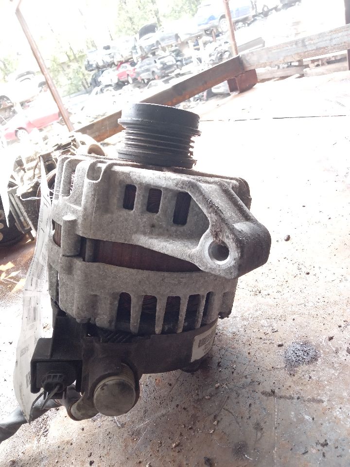 2012 FORD FOCUS 4cyl Gasoline 2.0 PZEV ALTERNATOR - 362934 — photo 1