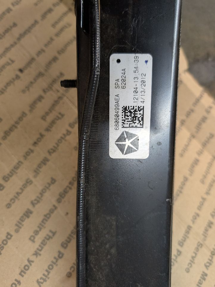 2012 CHRYSLER TOWN & COUNTRY 6 cyl Gas Flex Fuel 3.6 Left ELECTRIC DOOR MOTOR - 362957 — photo 2