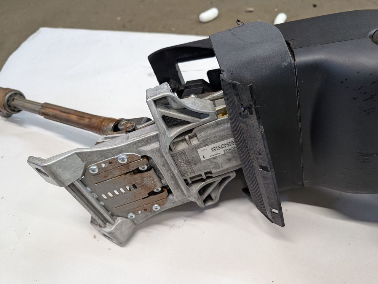 2014 VOLVO S60 5cyl Gasoline Turbo 2.5 STEERING COLUMN - 363262 — photo 4
