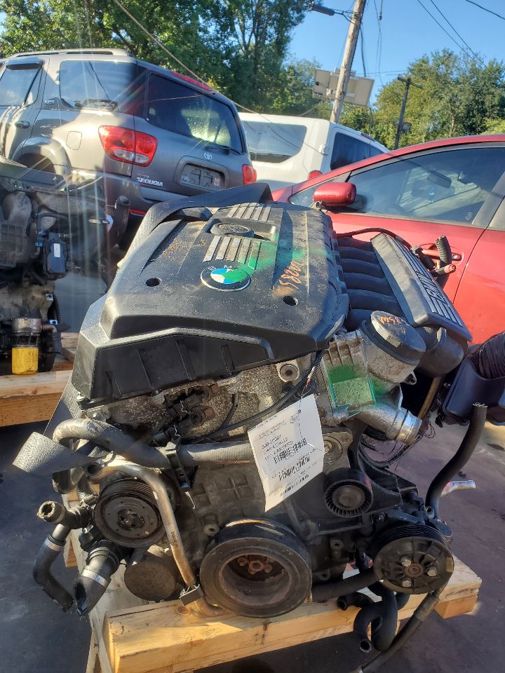 2011 BMW 328i ENGINE ASSEMBLY - 363452 — photo 2