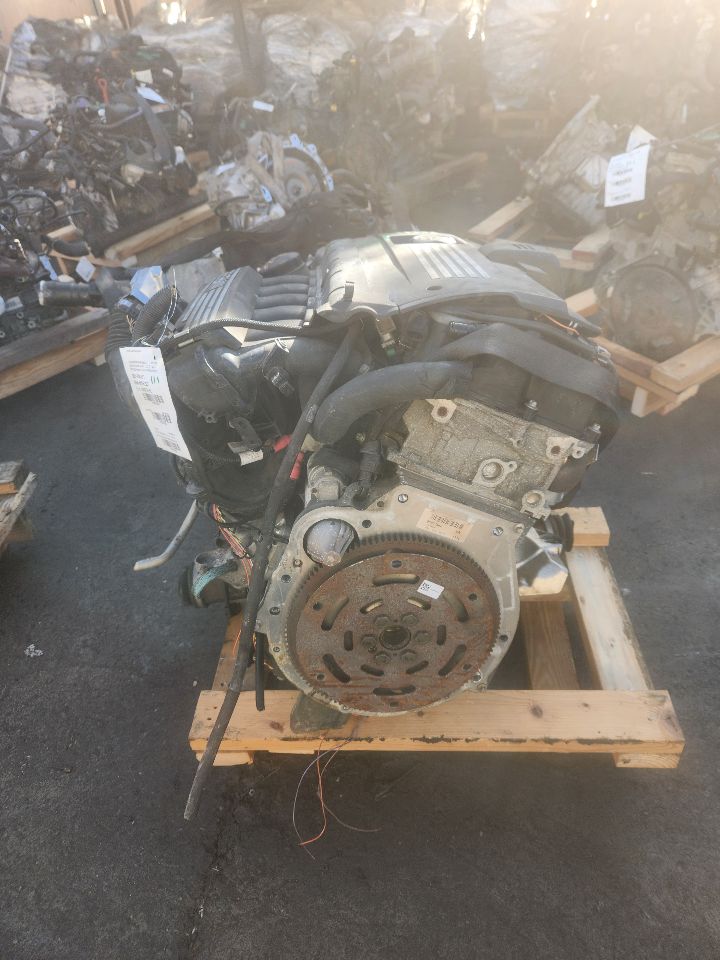 2011 BMW 328i ENGINE ASSEMBLY - 363452 — photo 8