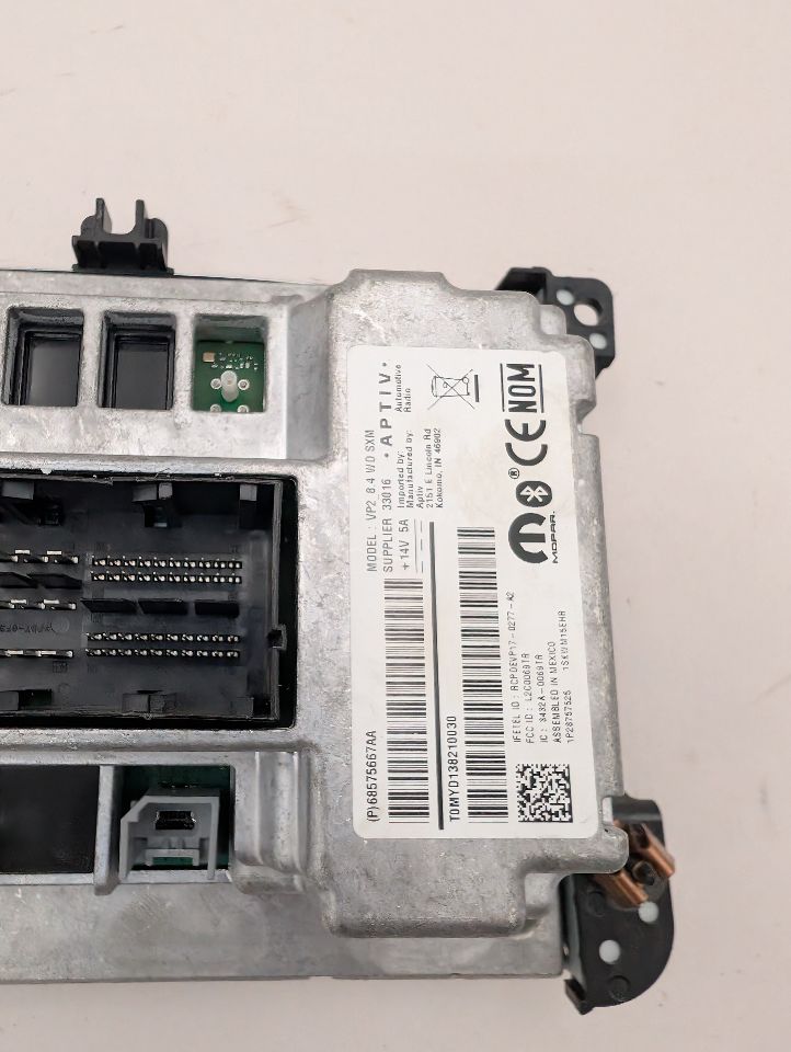 2022 DODGE DURANGO 3.6L 6cyl VVT Radio Audio - 363475 — photo 4