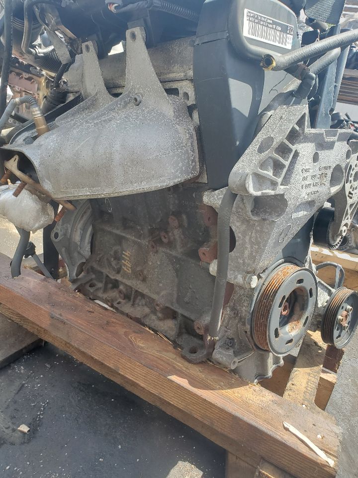 2014 VOLKSWAGEN JETTA 4cyl Gasoline 2.0 ENGINE ASSEMBLY - 363733 — photo 3