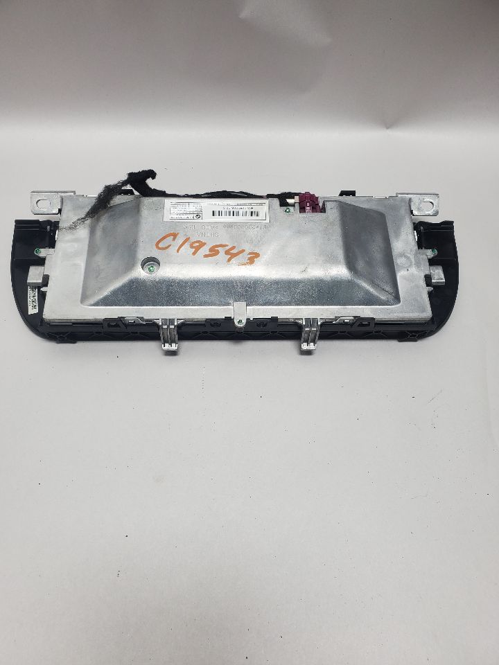 2014 BMW 528i 4cyl Gasoline Turbo 2.0 Info-GPS-TV Screen - 363737 — photo 2