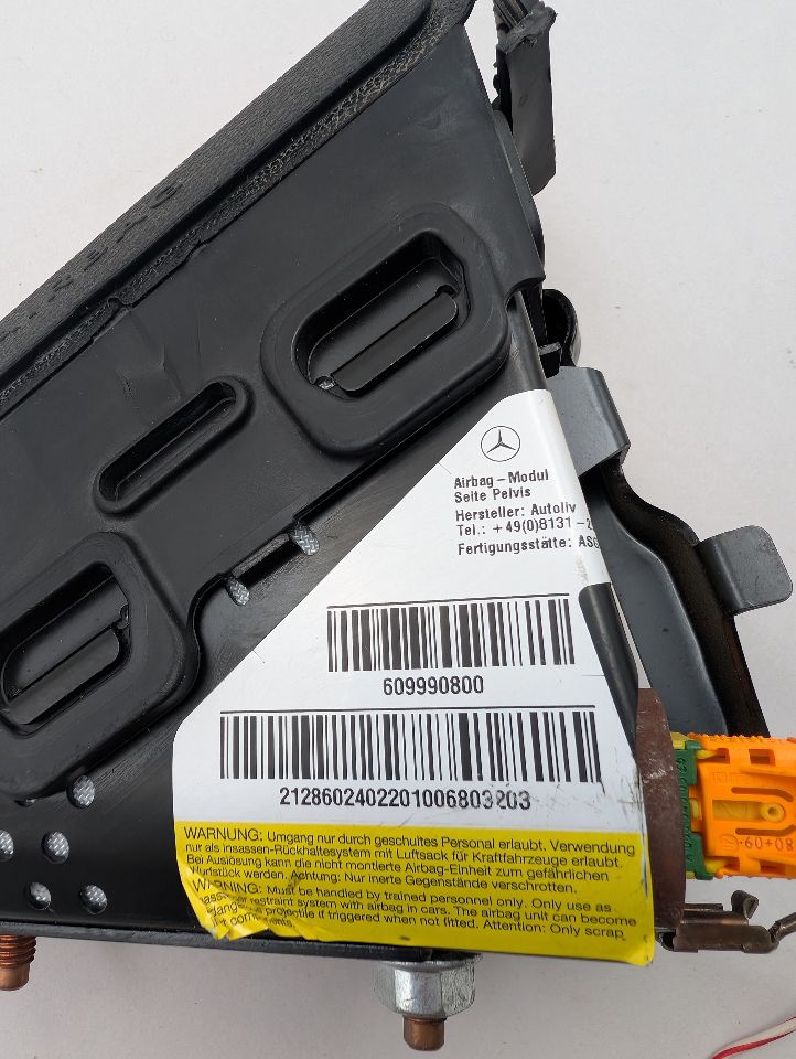 2010 MERCEDES-BENZ E-CLASS Right AIR BAG - 363877 — photo 2