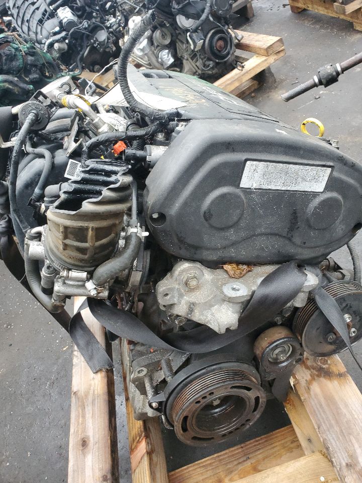 2013 CHEVROLET SONIC 4cyl Gasoline 1.8 ENGINE ASSEMBLY - 363912 — photo 3