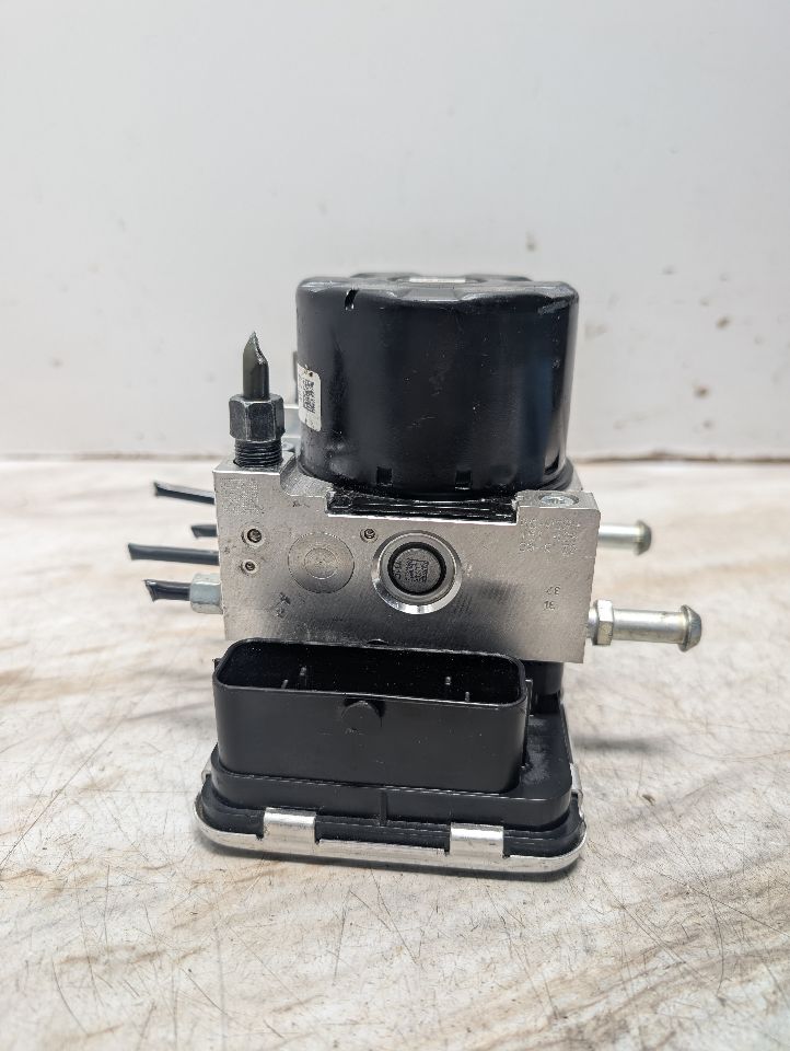 2024 NISSAN SENTRA 2.0L 4cyl Gasoline Anti-lock Brake Pts - 364021