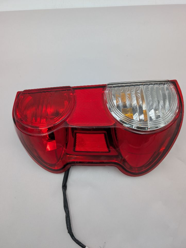 2015 NISSAN NV200 Left TAIL LAMP - 364061