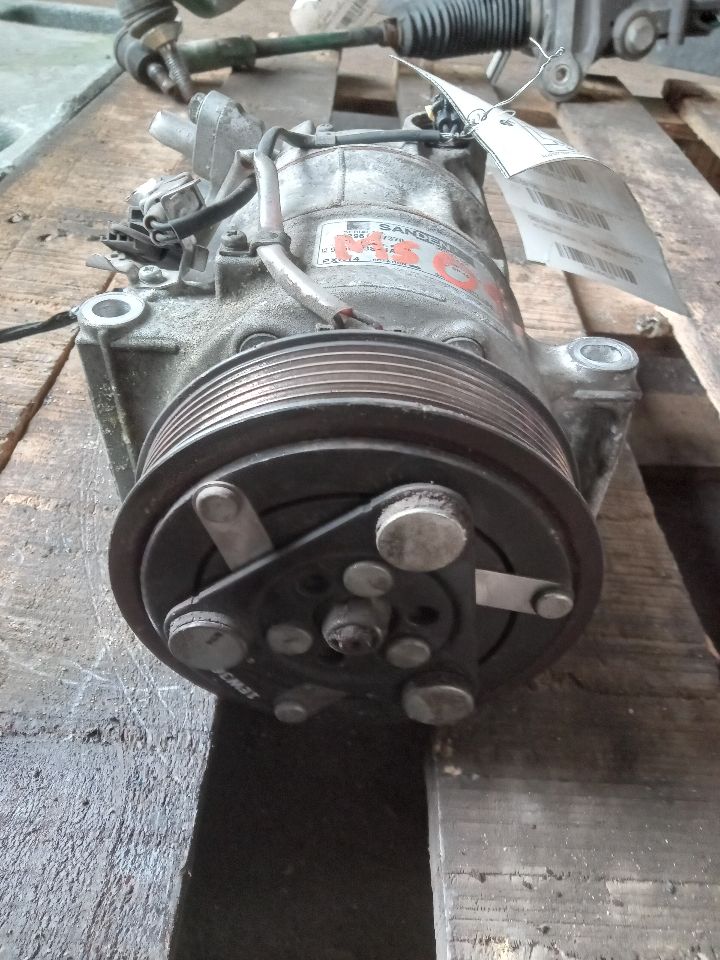 2013 NISSAN SENTRA 4cyl Gasoline 1.8 AC COMPRESSOR - 364226 — photo 2