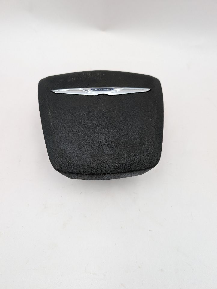 2014 CHRYSLER 200 6cyl Gasoline 3.6 Left AIR BAG - 364240 — photo 1