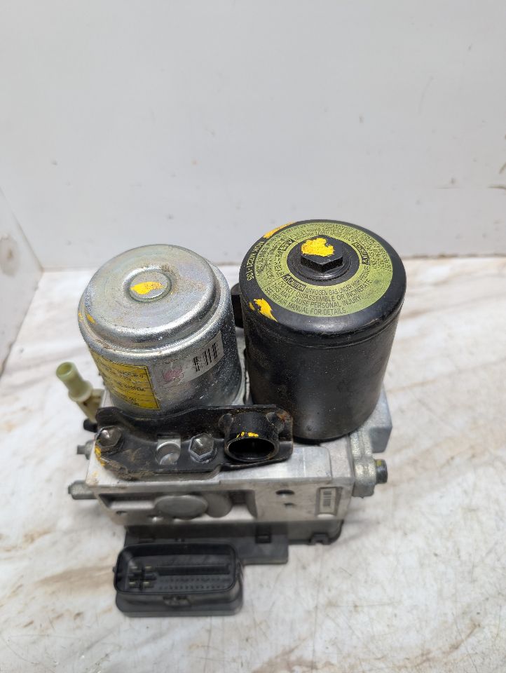 2007 LEXUS GS450H 6cyl Hybrid 3.5 liter Anti-lock Brake Pts - 364251 — photo 2