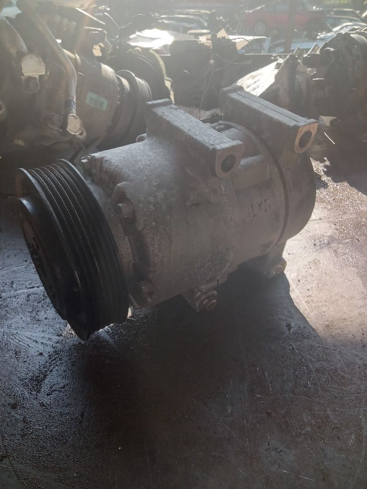 2011 HYUNDAI SONATA 4cyl Gasoline 2.4 PZEV AC COMPRESSOR - 364869 — photo 2