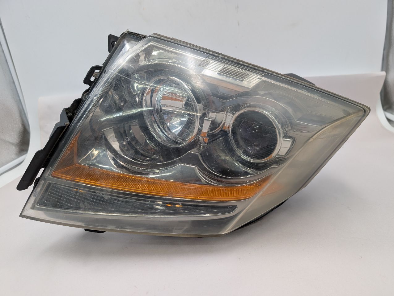 2011 CADILLAC CTS 6cyl Gasoline 3.0 Right HEADLAMP ASSEMBLY - 364875