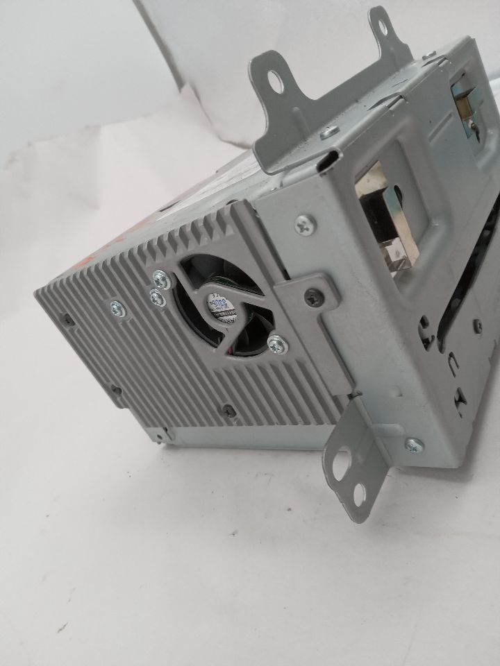 2013 BUICK VERANO 4Cyl Gas Flex Fuel 2.4 Radio Audio - 364956 — photo 4
