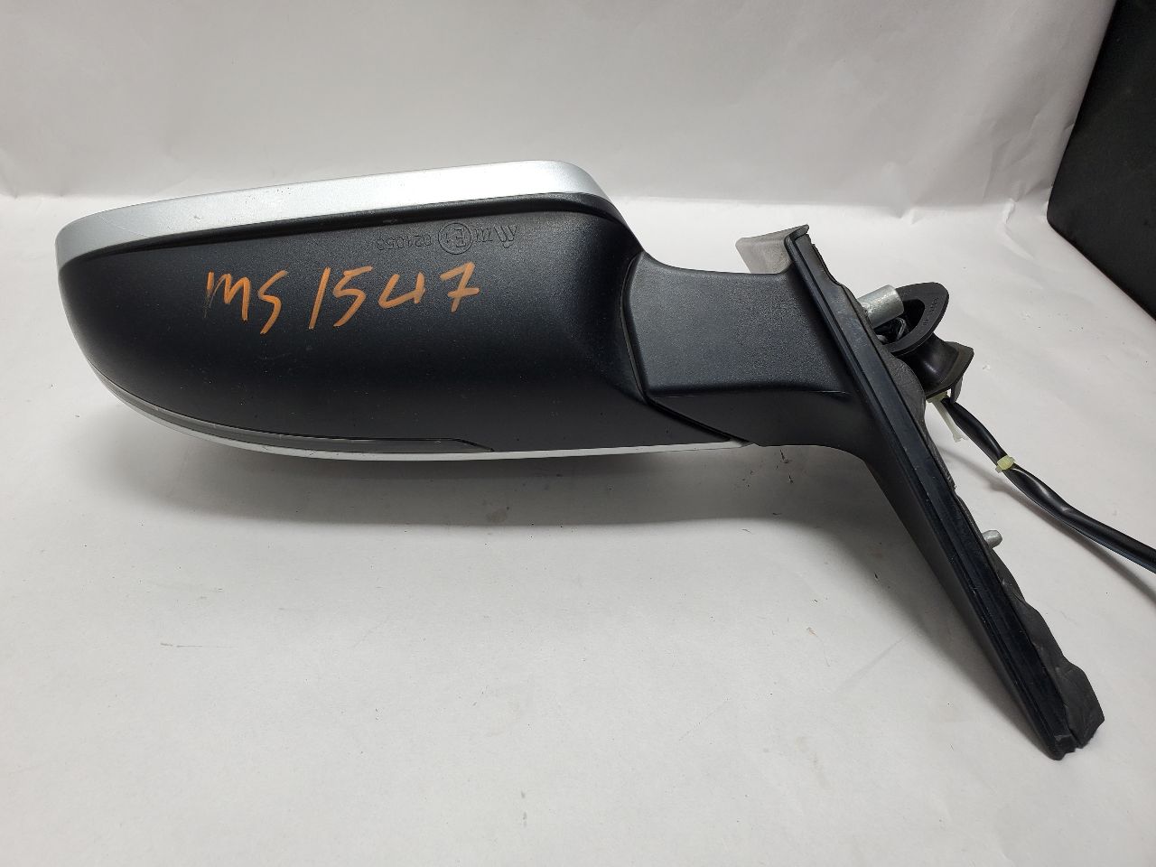 2013 AUDI A4 4cyl Gasoline Turbo 2.0 Left SIDE VIEW MIRROR - 365186 — photo 1