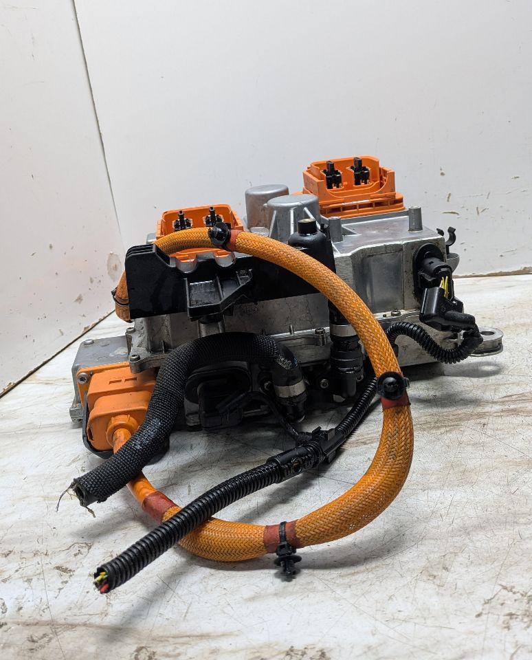 2023 MINI COOPER COOPER L cyl Conv/Invert/Charger - 365204 — photo 6