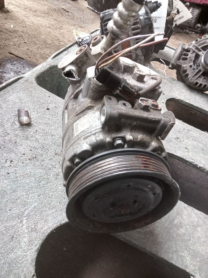 2010 BMW 328i AC COMPRESSOR - 365305 — photo 2