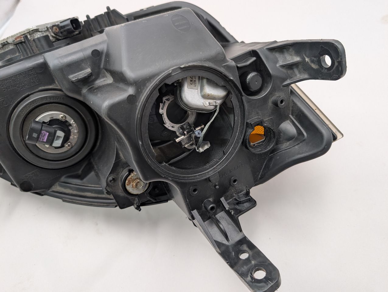 2007 ACURA RDX Left HEADLAMP ASSEMBLY - 365321 — photo 4