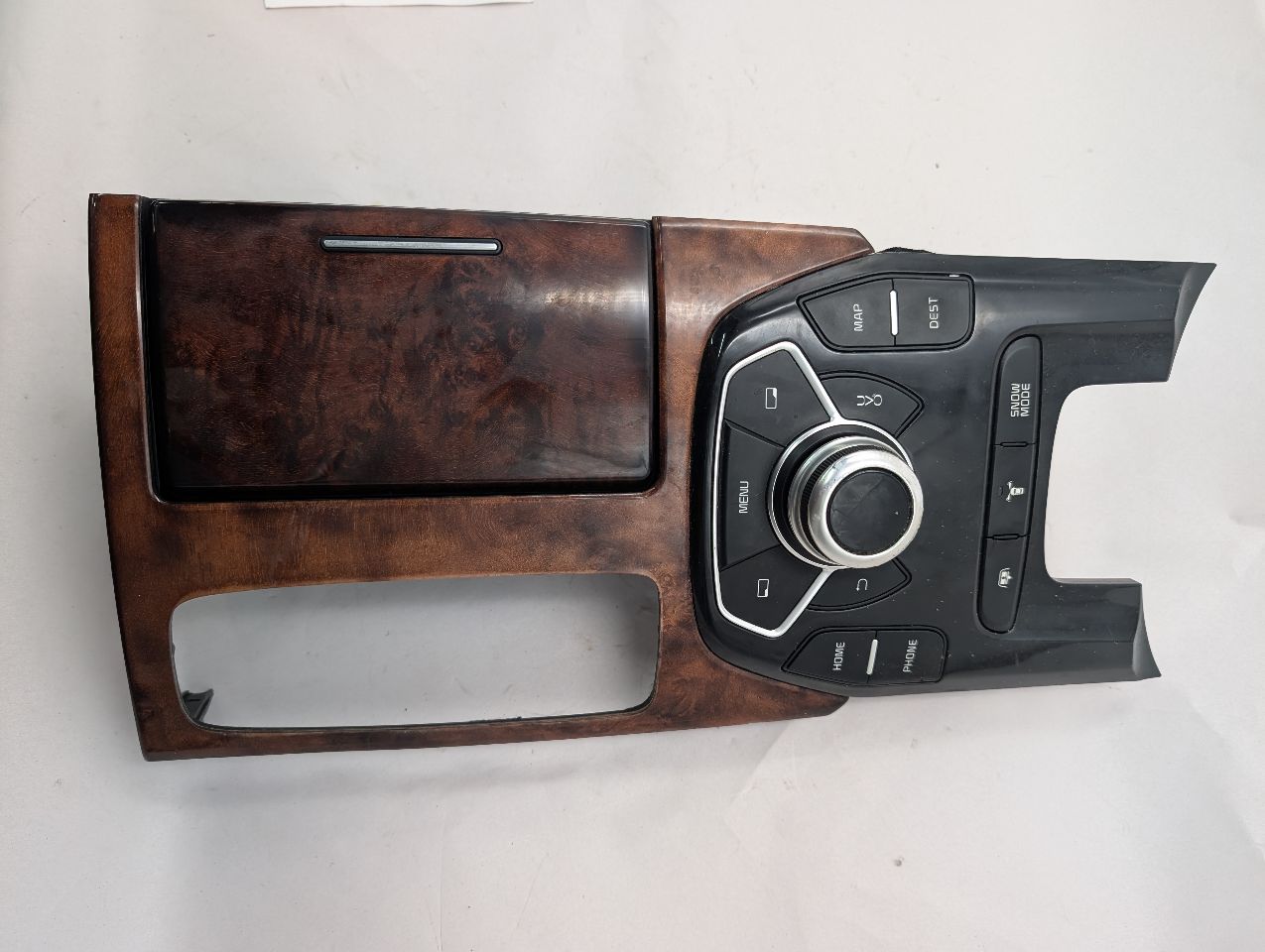 2015 KIA K900 8cyl Gasoline 5.0 Console, Front - 365837