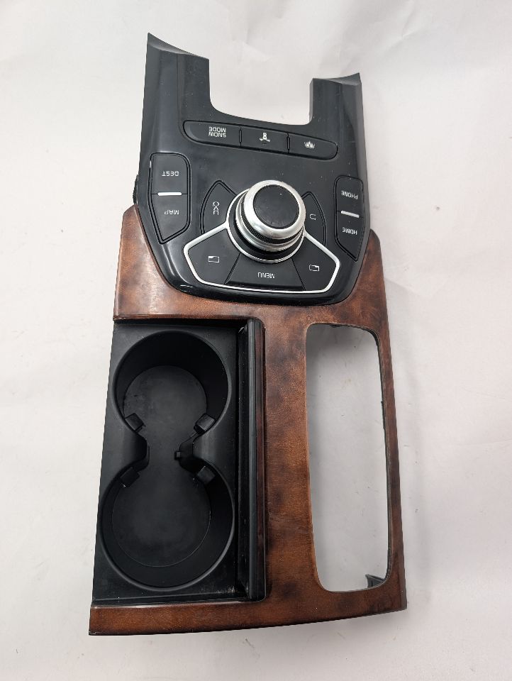 2015 KIA K900 8cyl Gasoline 5.0 Console, Front - 365837 — photo 5