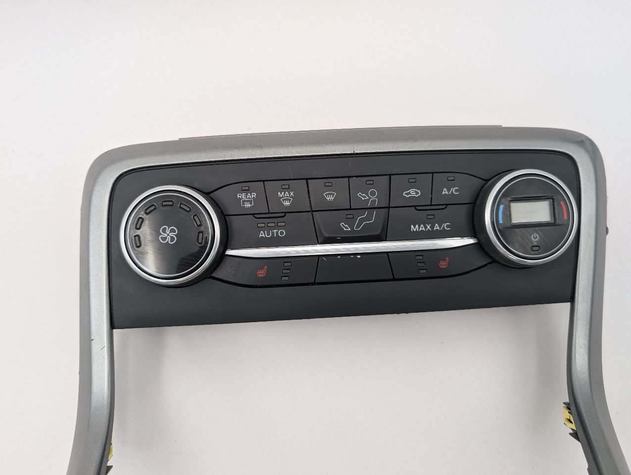 2020 FORD ECOSPORT 2.0L 4cyl Gasoline VVT TEMP CONTROL - 365885 — photo 2
