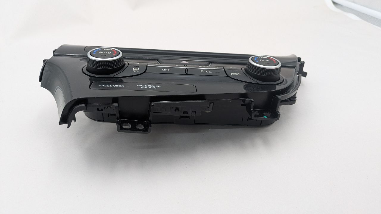 2015 KIA OPTIMA 4cyl Hybrid 2.4 TEMP CONTROL - 365887 — photo 2