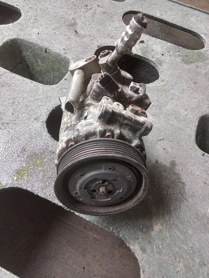 2011 BMW 328i 6cyl Gasoline 3.0 SULEV AC COMPRESSOR - 365910 — photo 2