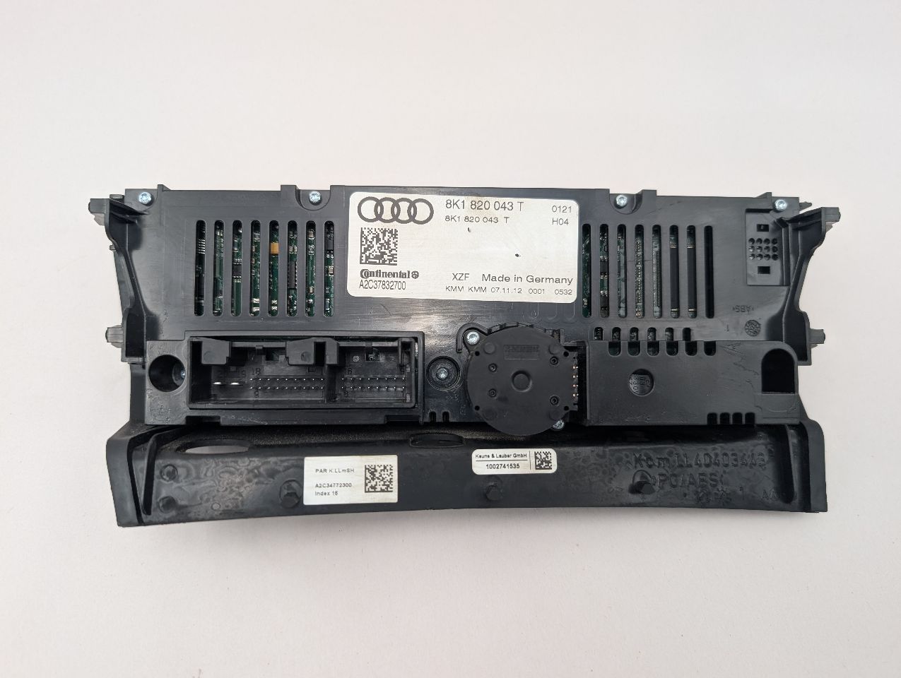 2013 AUDI A4 4cyl Gasoline Turbo 2.0 TEMP CONTROL - 365928 — photo 4